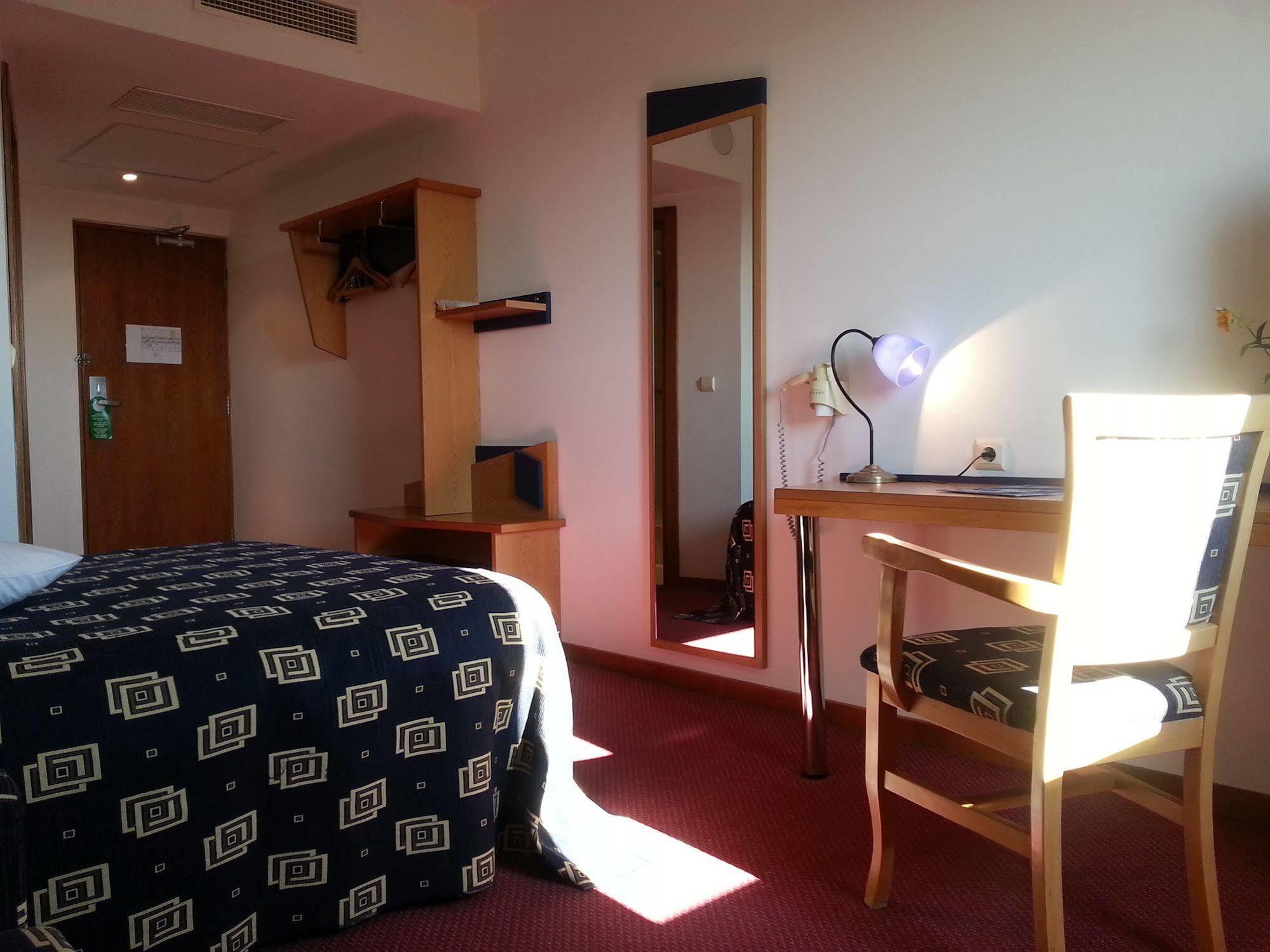 Iris Hotel Bors Eksteriør bilde