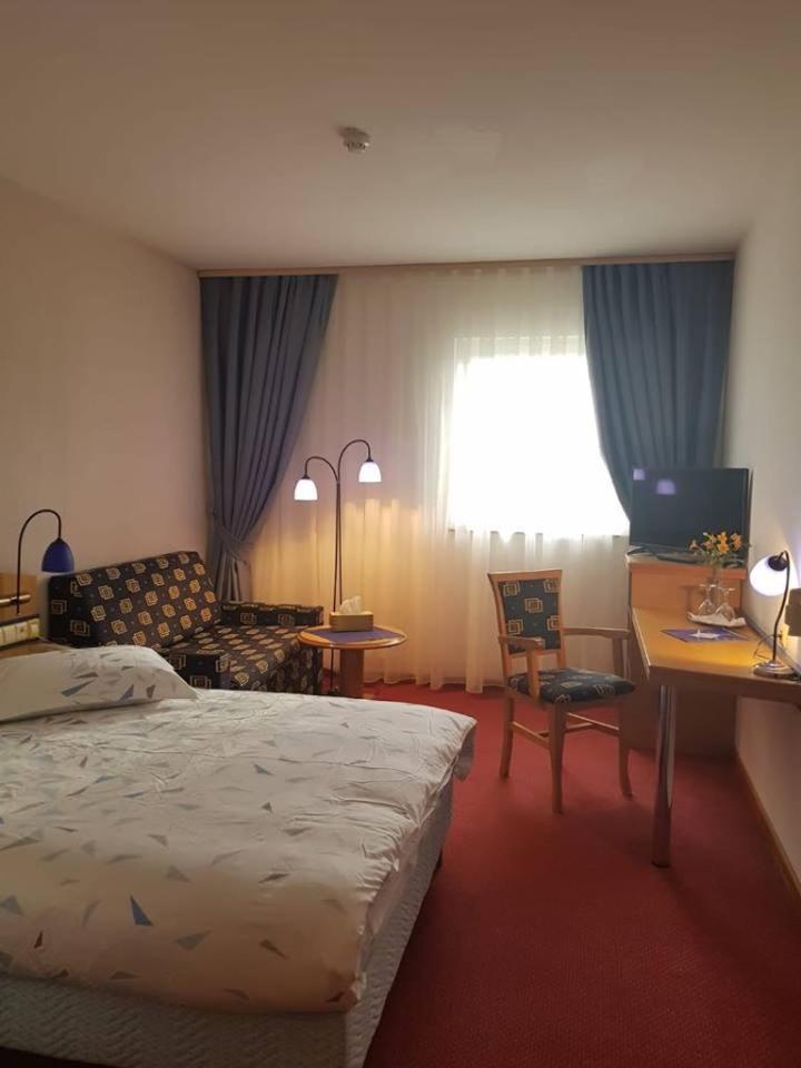Iris Hotel Bors Eksteriør bilde