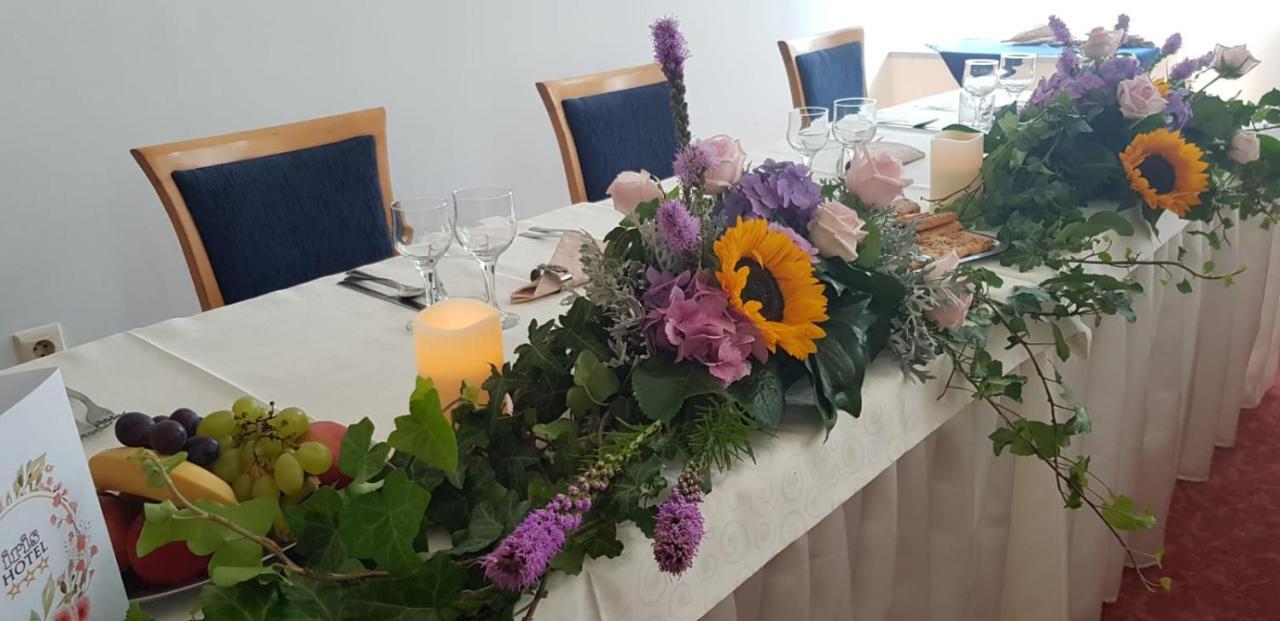 Iris Hotel Bors Eksteriør bilde